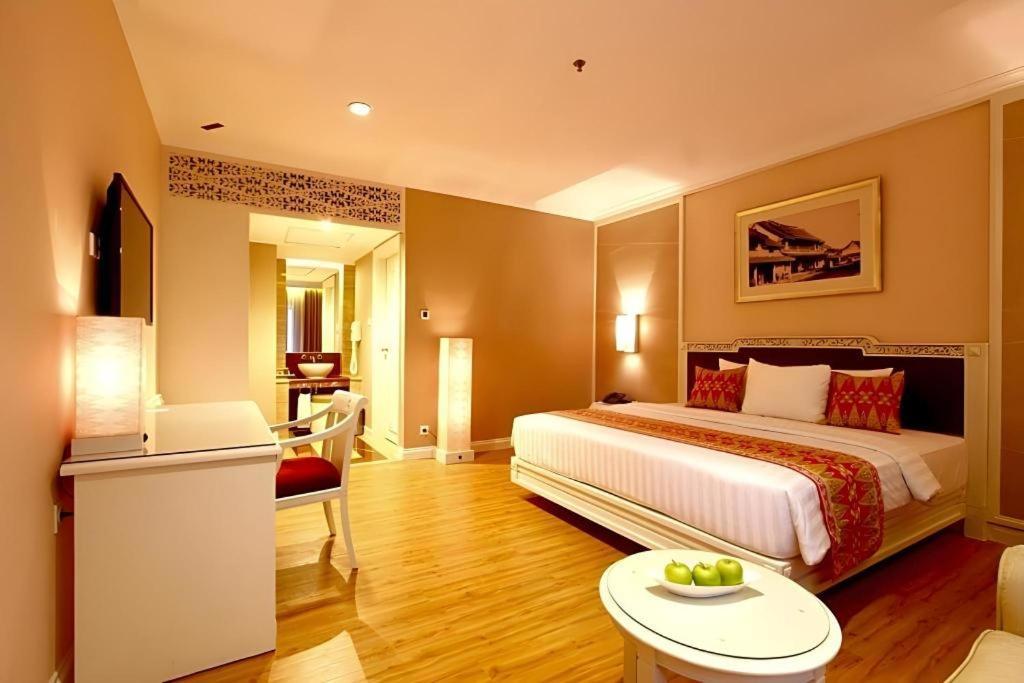 Kartika Chandra Hotel Jakarta Kültér fotó