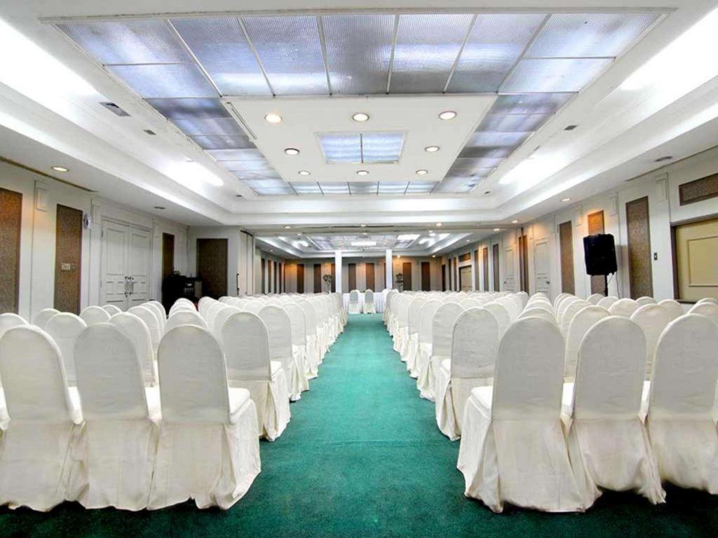 Kartika Chandra Hotel Jakarta Kültér fotó