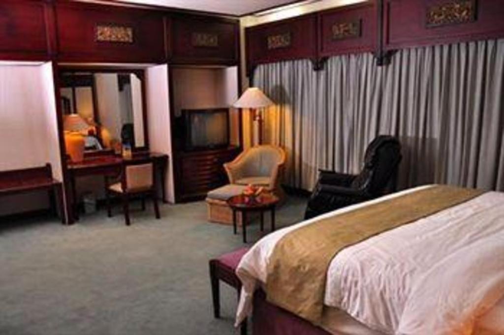 Kartika Chandra Hotel Jakarta Kültér fotó