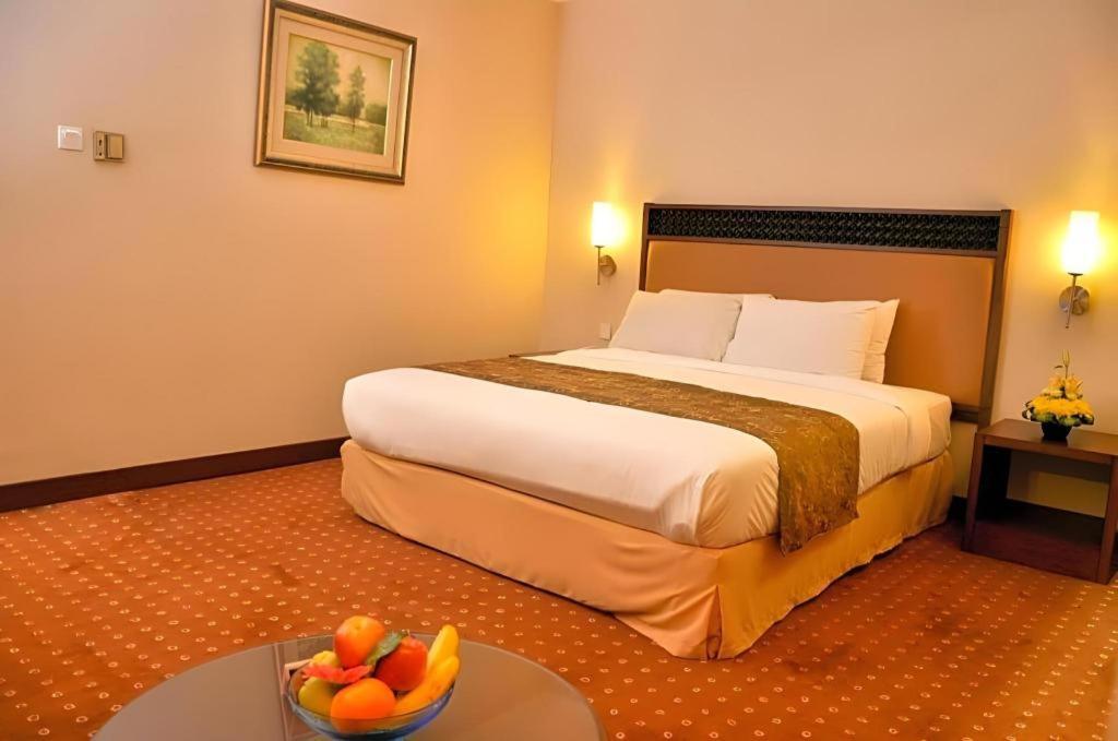 Kartika Chandra Hotel Jakarta Kültér fotó