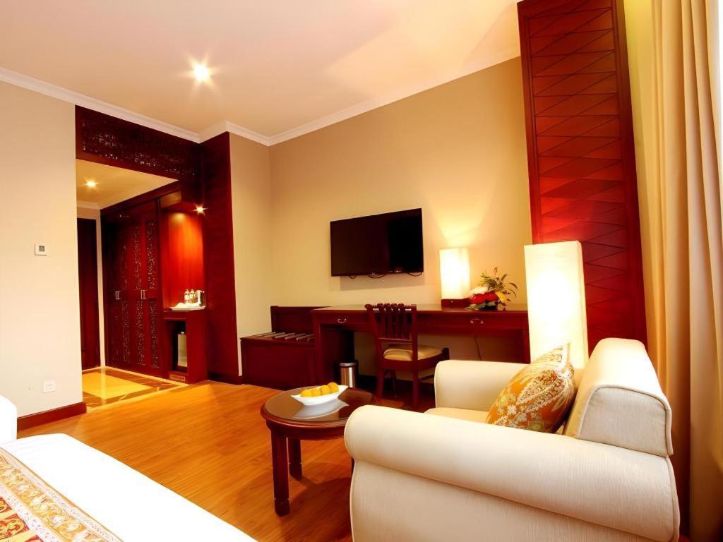 Kartika Chandra Hotel Jakarta Kültér fotó