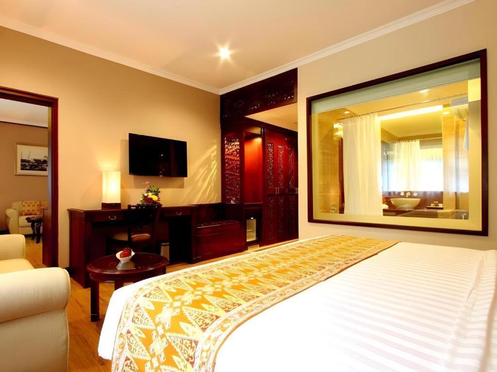 Kartika Chandra Hotel Jakarta Kültér fotó