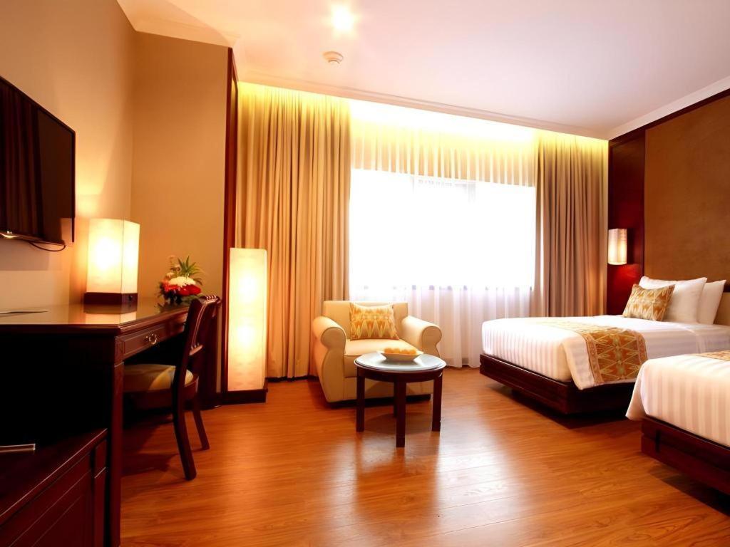 Kartika Chandra Hotel Jakarta Kültér fotó