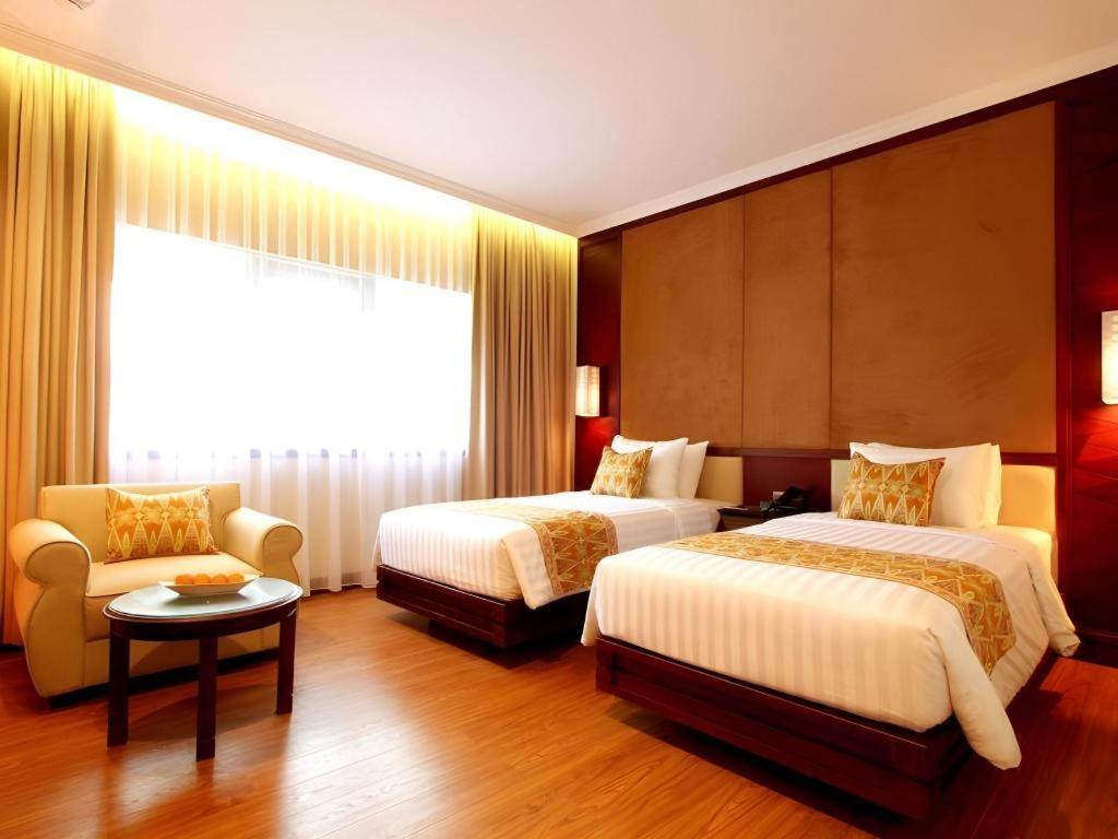 Kartika Chandra Hotel Jakarta Kültér fotó