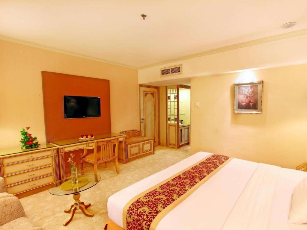 Kartika Chandra Hotel Jakarta Kültér fotó