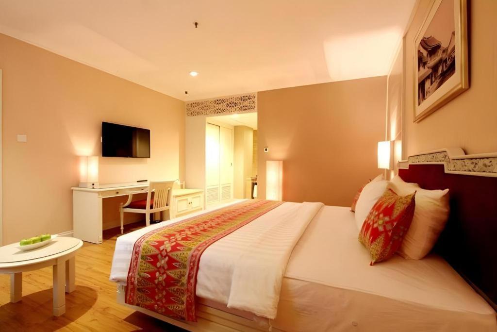 Kartika Chandra Hotel Jakarta Kültér fotó
