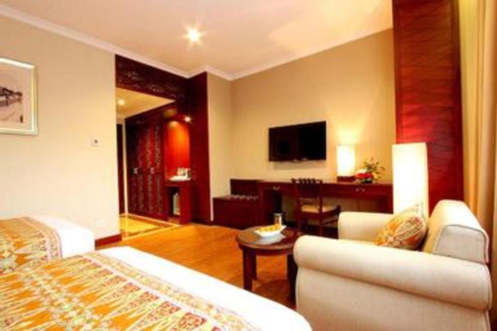 Kartika Chandra Hotel Jakarta Kültér fotó